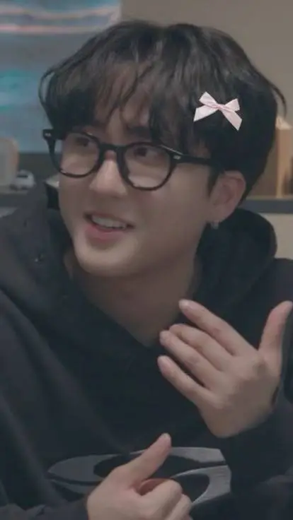 ai character: Changbin background
