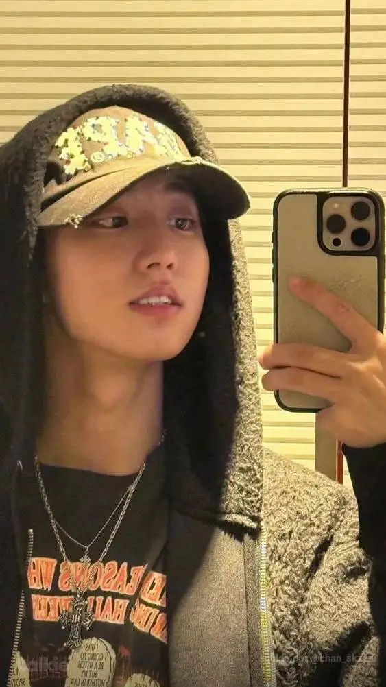 ai character: Han background