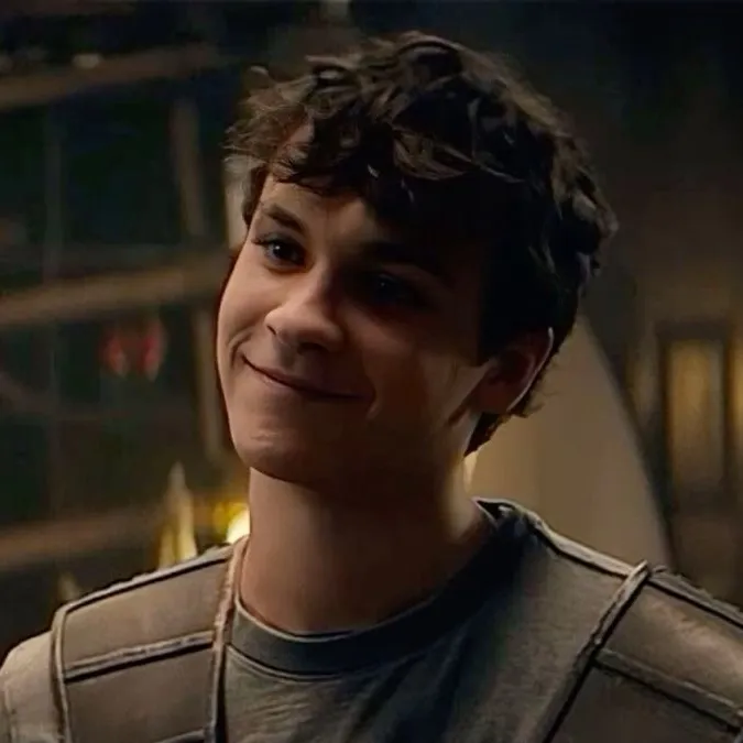 chat with ai character: Deadly class
