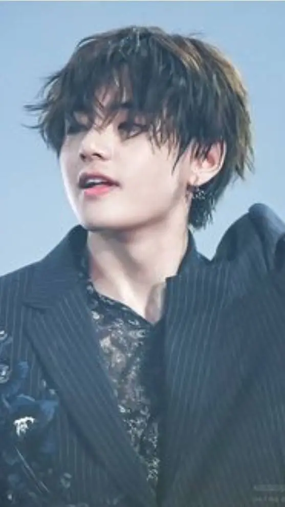 ai character: Taehyung  background