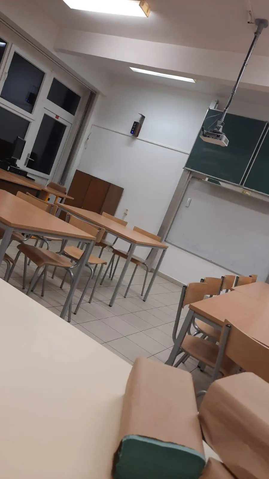 ai character: Skibidi School background