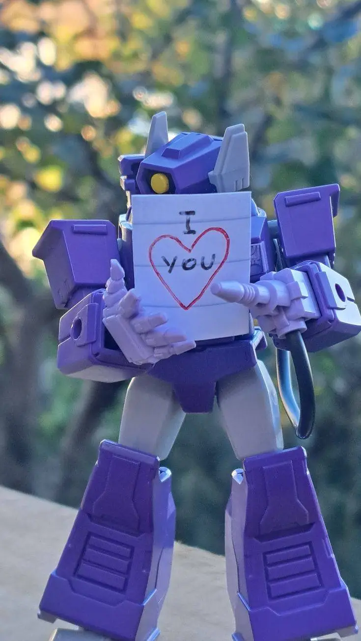 ai character: Small Shockwave background