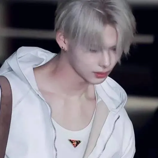 chat with ai character: NIKI