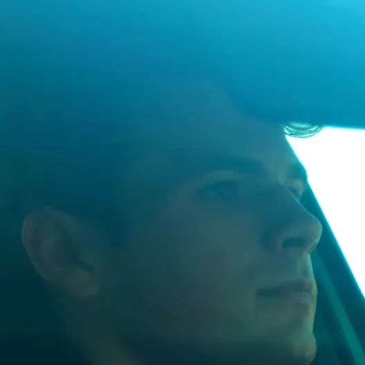 chat with ai character: The nice Wyatt