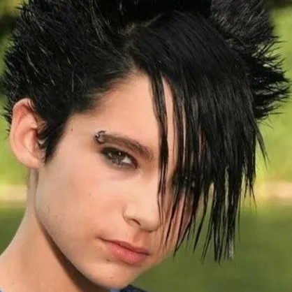 chat with ai character: Bill Kaulitz