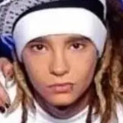 chat with ai character: Tom Kaulitz 