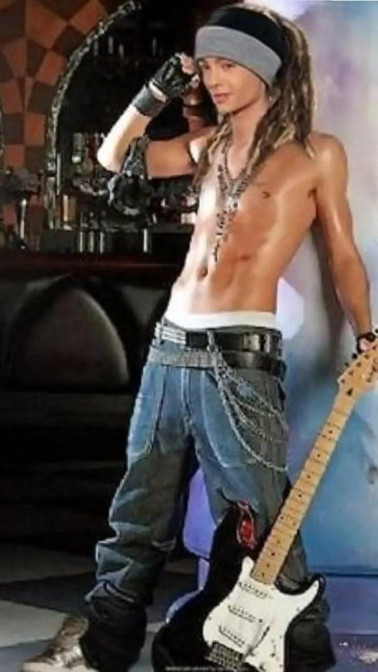 ai character: Tom Kaulitz 🎸🇩🇪 background