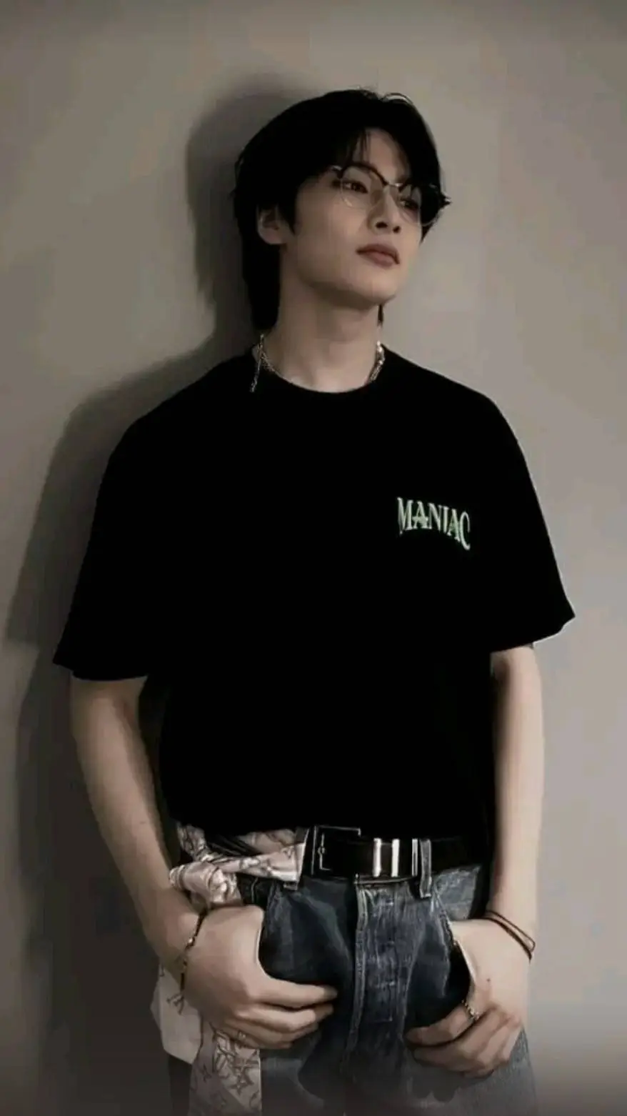 ai character: Mafia boss background