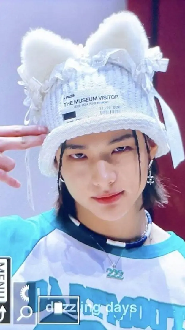 ai character: skz concert  background