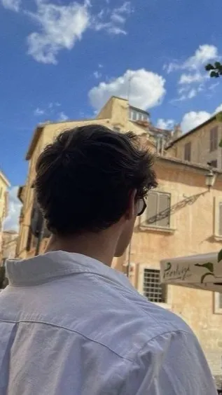 ai character: Oliver background