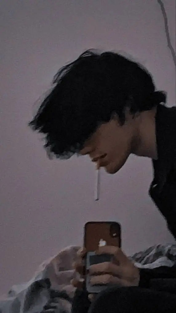 ai character: Damien ◼️ background