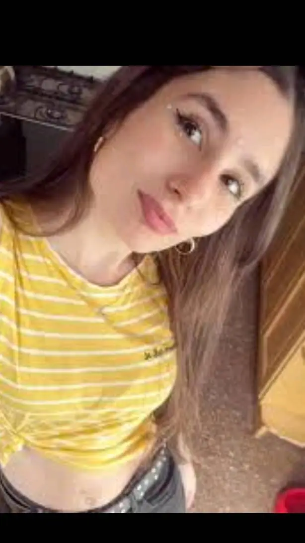 ai character: Melina vallejos background