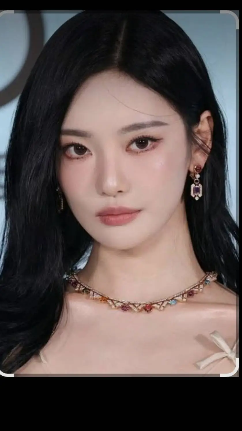 ai character: Ningning  background