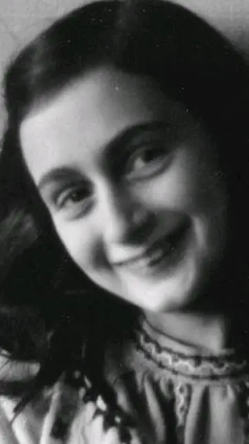 ai character: Ana Frank  background