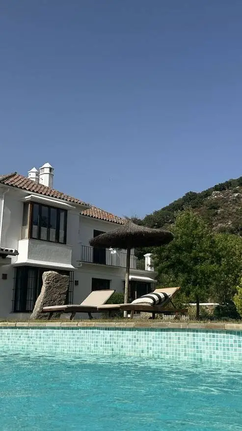 ai character: SDRA1 GC background