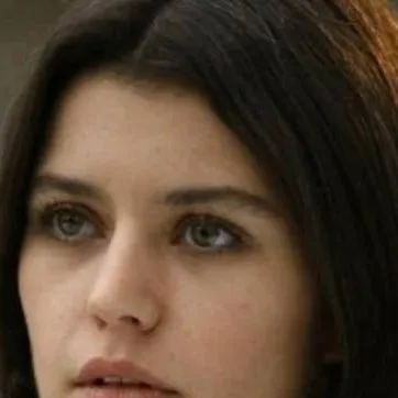 chat with ai character: Fatmagul 