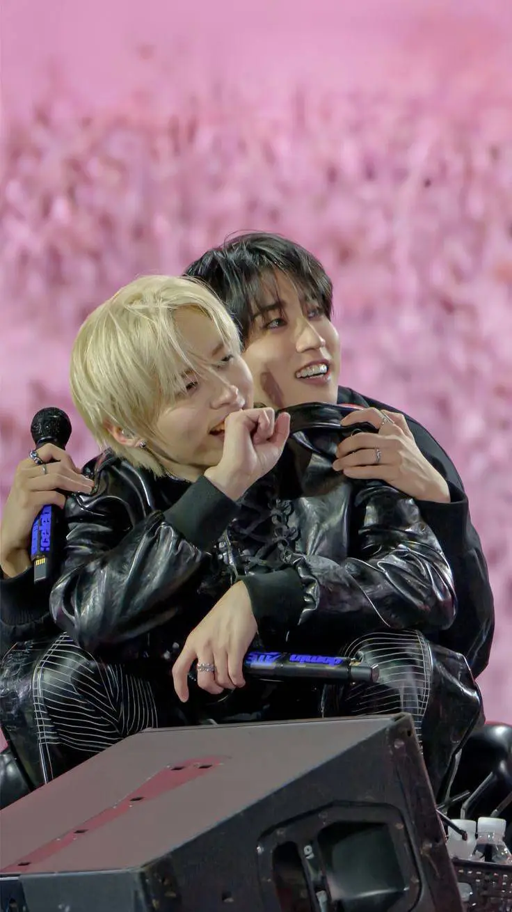 Talkie AI - Chat with Lee Know (MINSUNG)