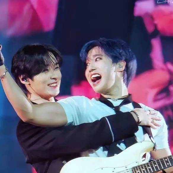 chat with ai character: Lee know (Minsung)