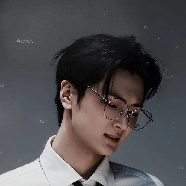chat with ai character: 🦅𝒥𝒶𝓎🦅
