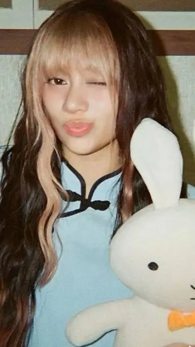 ai character: Megan Meyoik background