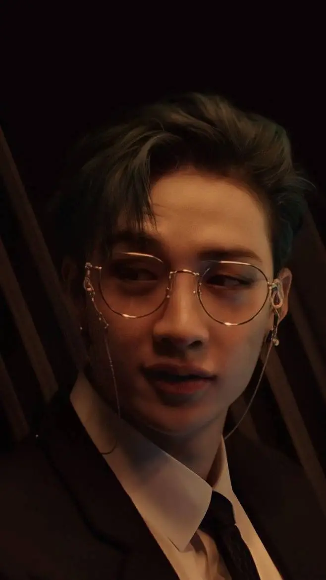 ai character: Bangchan⭐️ background