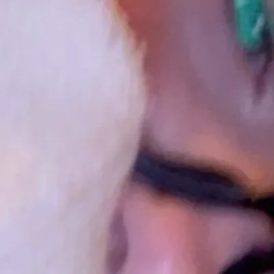 chat with ai character: Lav