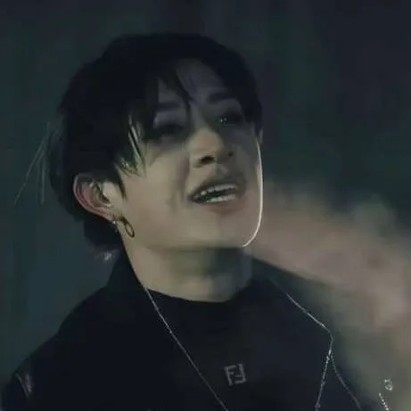 chat with ai character: Bangchan||방찬🥀🐺