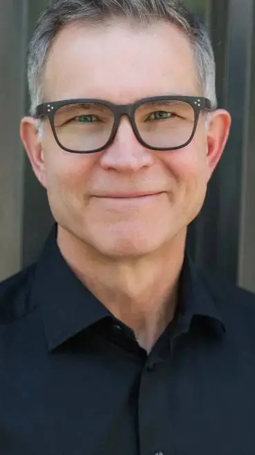 ai character: David Bazuski  background