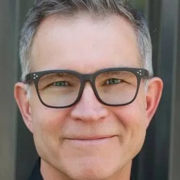 chat with ai character: David Bazuski 