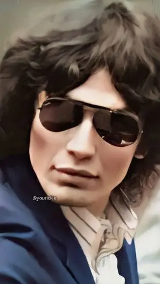 ai character: Richard Ramirez background