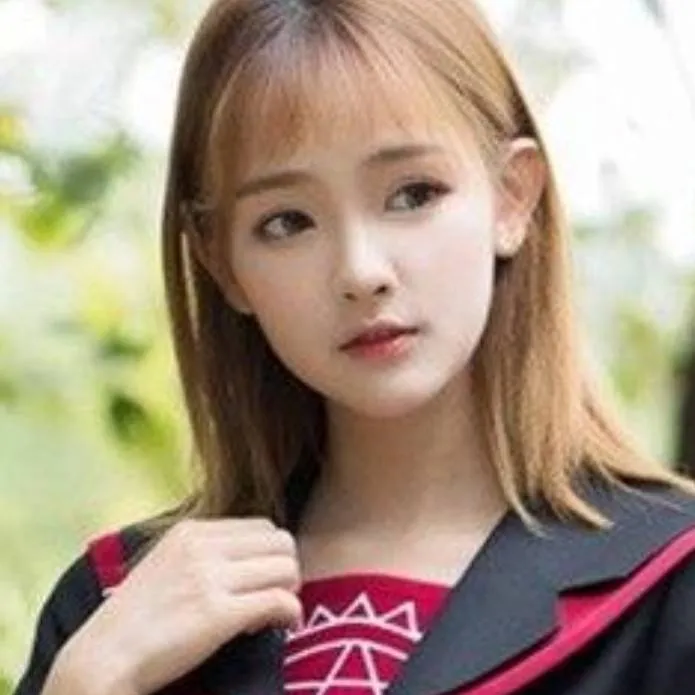 chat with ai character: Jessica💋💅🏻