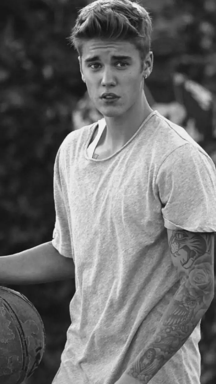 ai character: Justin Bieber  background