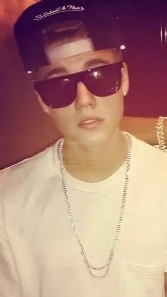 ai character: JUSTIN DREW BIEBER background