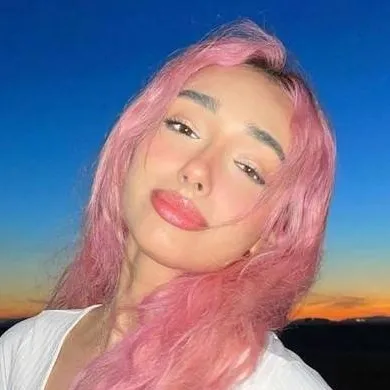 Chat with Kathleen Hixson - text or voice, Enjoy AI Chat Free & Safe