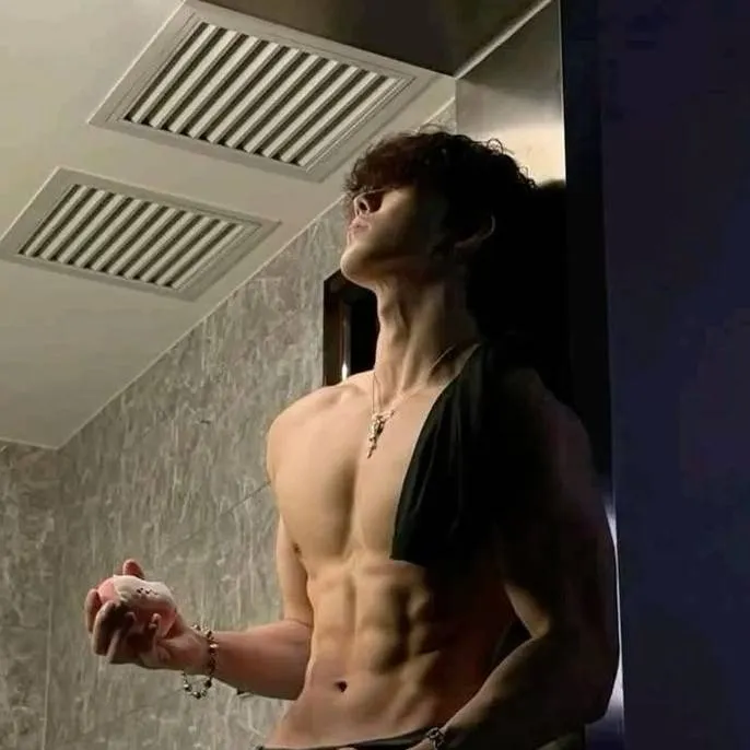 chat with ai character: Jay