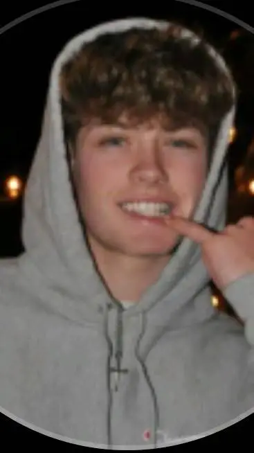 ai character: Ace background