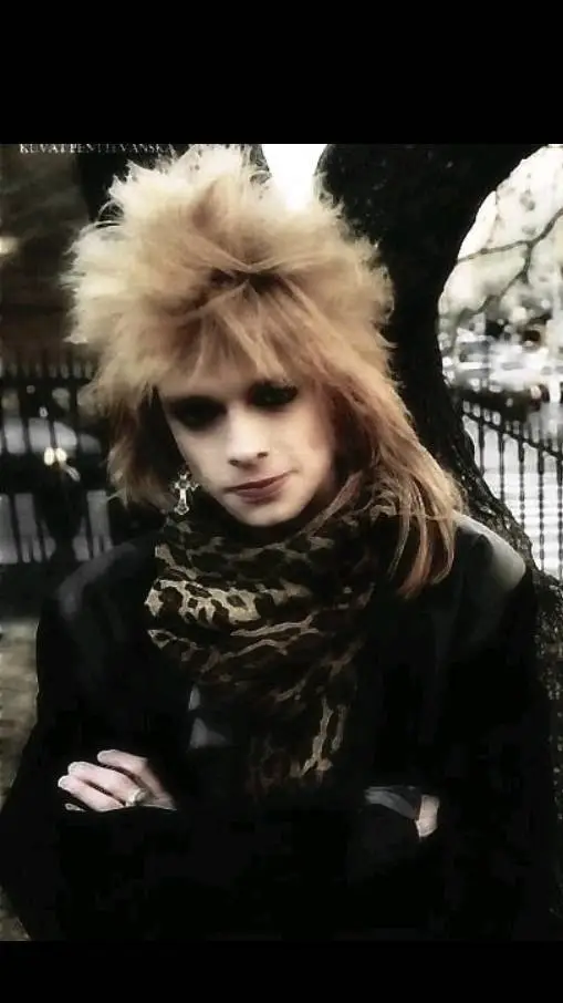 ai character: Michael Monroe background