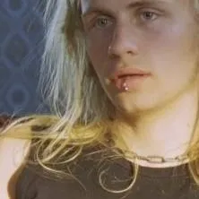 chat with ai character: Jimi Pääkallo