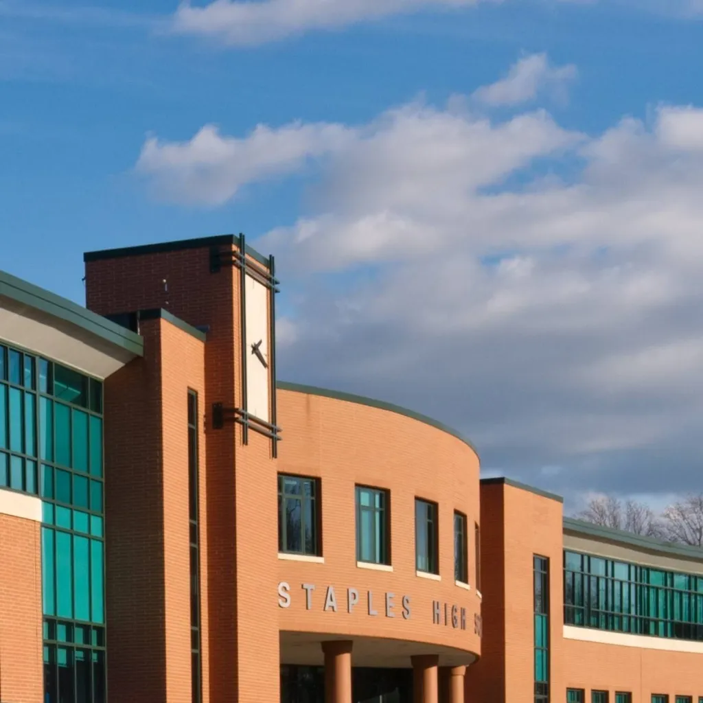 chat with ai character: high school