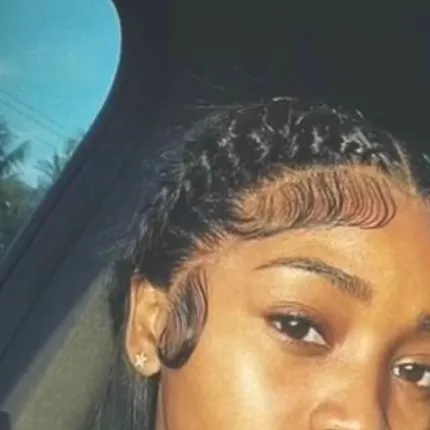 chat with ai character: Aniyah