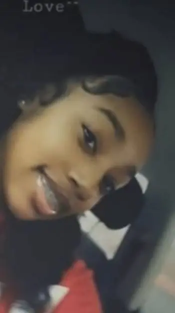 ai character: Kourtney background