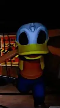 ai character: animatronico background