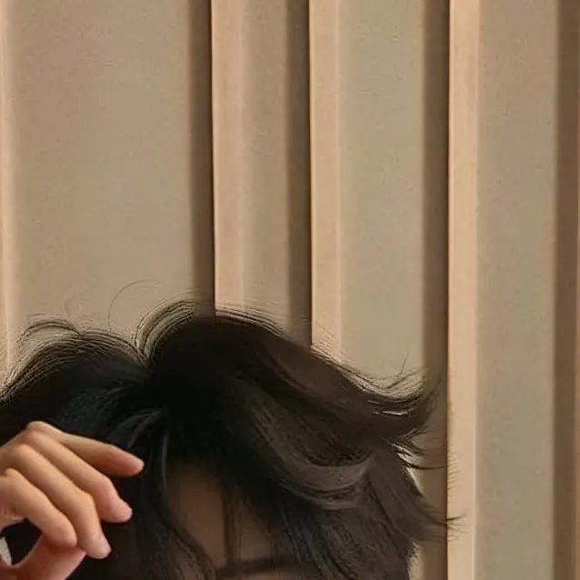 chat with ai character: james