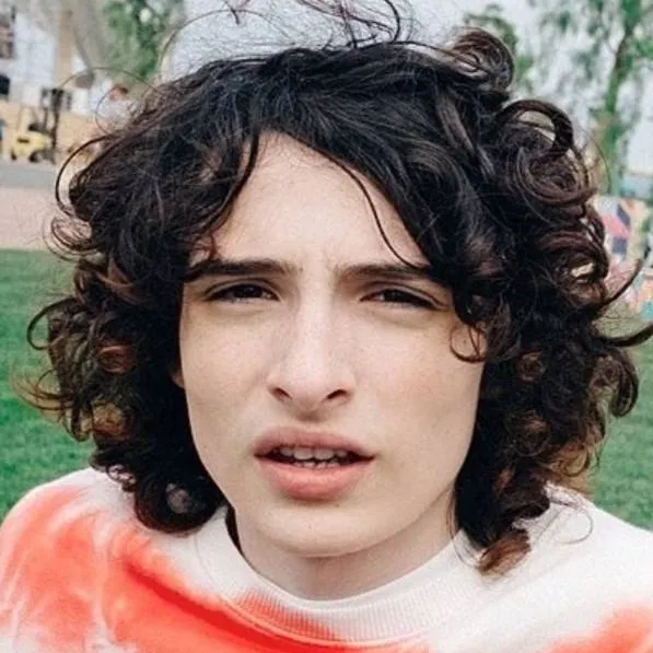 chat with ai character: Finn Wolfhard