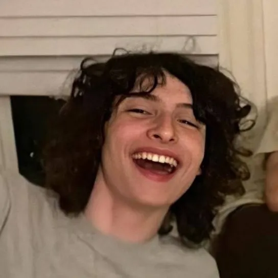 chat with ai character: Finn Wolfhard