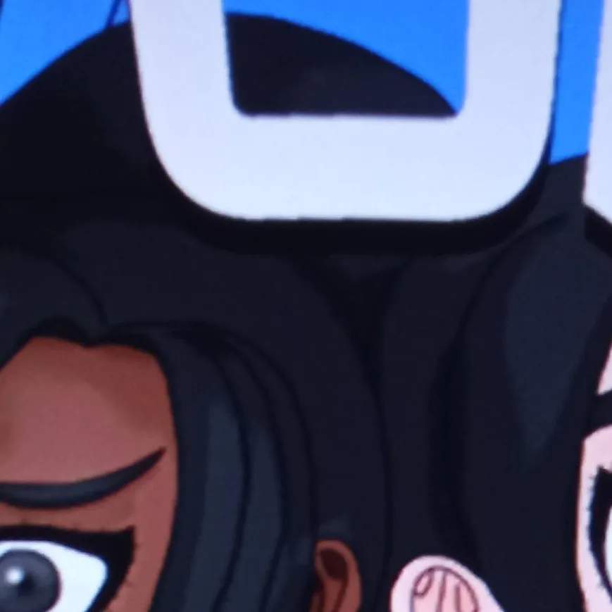 chat with ai character: EVORIA