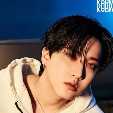 chat with ai character: Changbin 🐰🐷