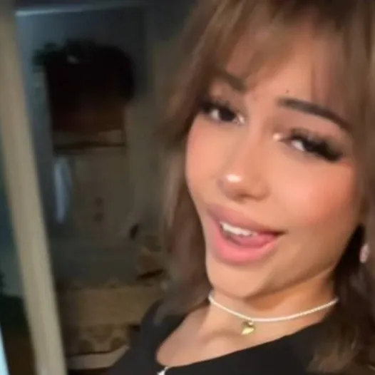 chat with ai character: Hannah