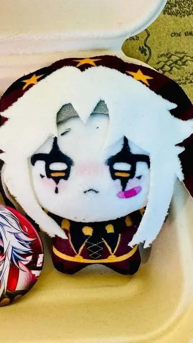 ai character: mini pierrot background