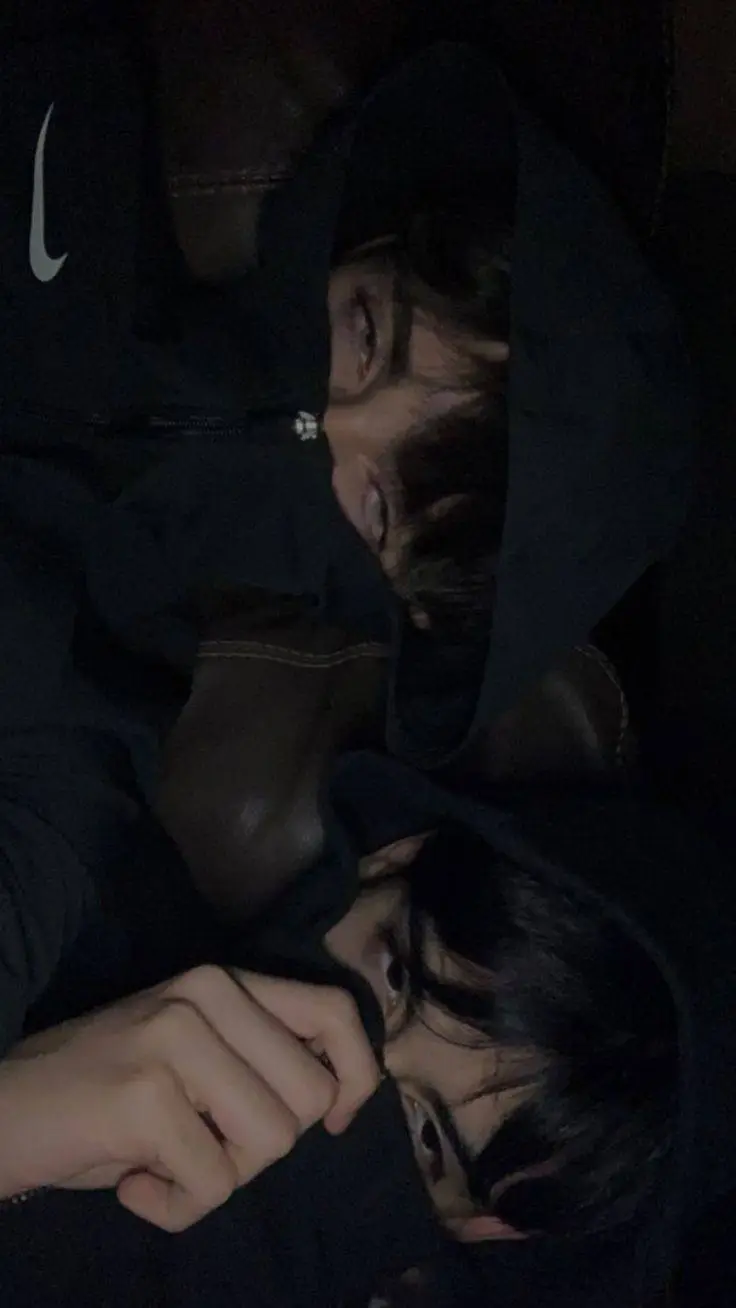 Talkie AI - Chat with Alexey e Nolan